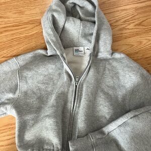Aritzia/TNA cozy sweat fleece perfect fit cropped zip up